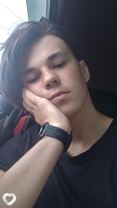 Максим, 20, Иркутске — анкета №3403872