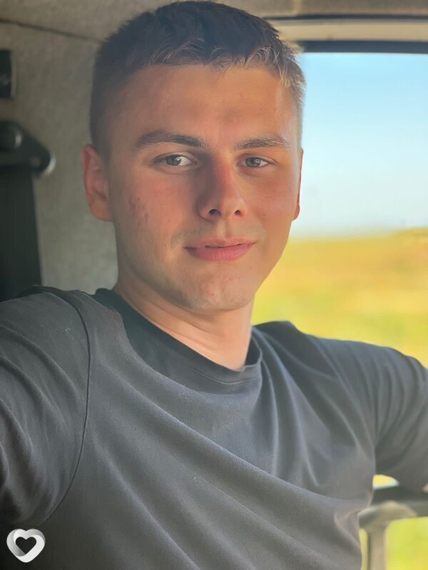 Александр, 26, Санкт-Петербурге — анкета №3404176
