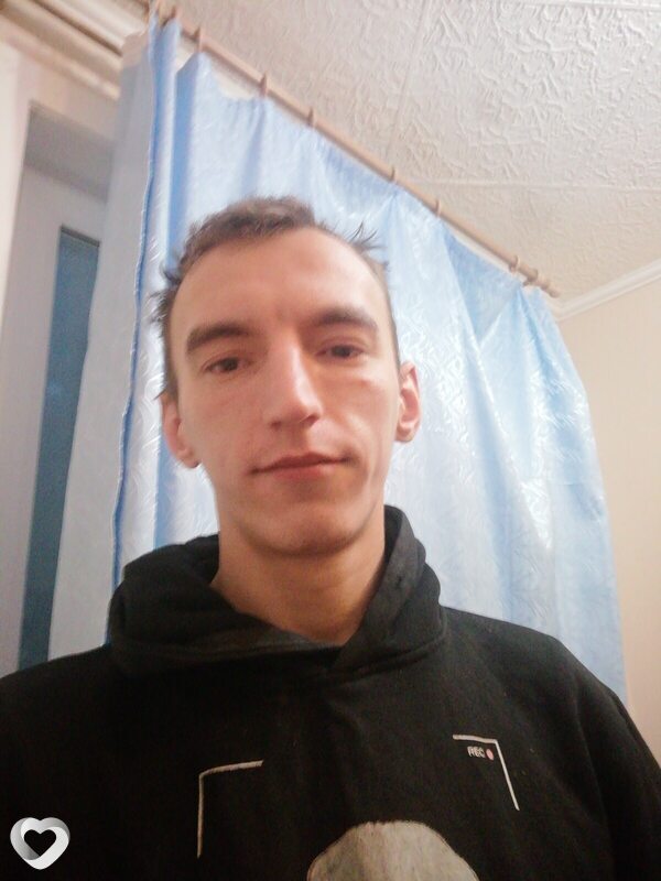 Александр, 27, Первоуральске — анкета №3404614