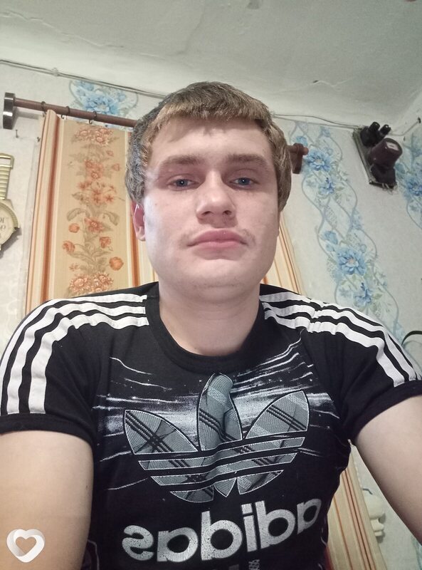 Михаил, 28, Кирове — анкета №3404739