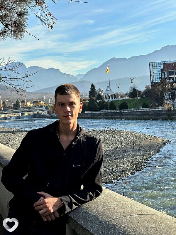 Роман, 21, Ставрополе — анкета №3405548