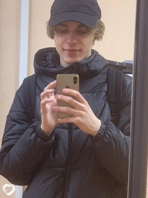 Данил, 23, Москве — анкета №3406038