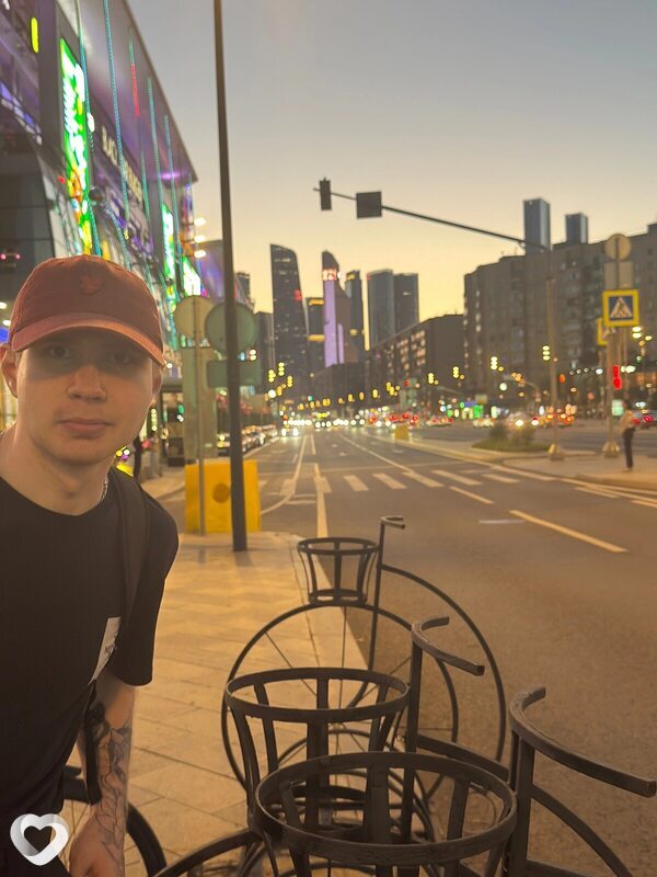 Данила, 23, Москве — анкета №3407394