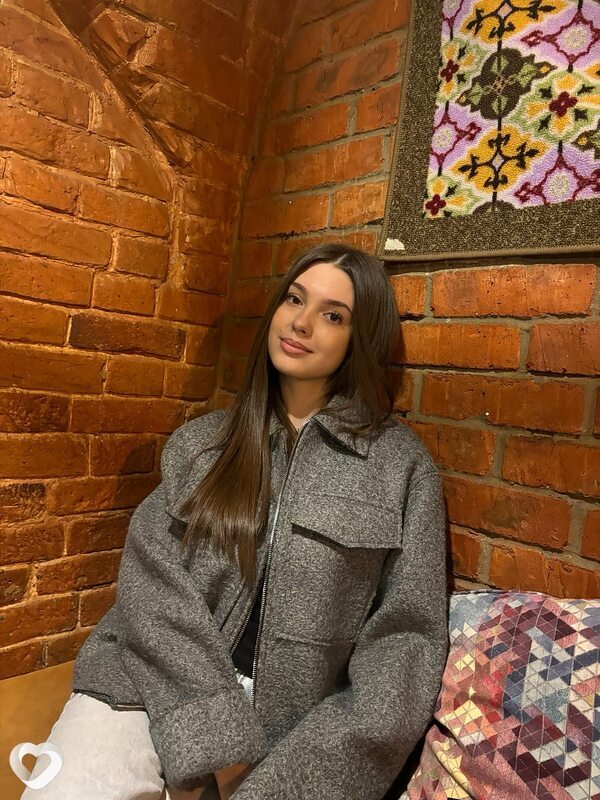 Милана, 21, Кирове — анкета №3408592