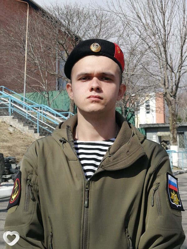 Артур, 23, Артеме — анкета №3408928