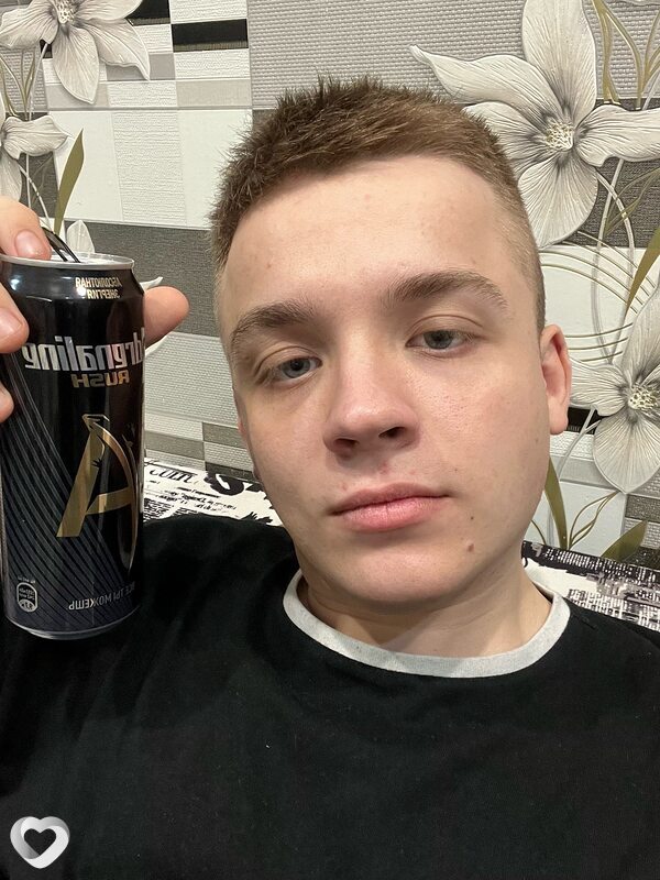 Максим, 23, Ростове-на-Дону — анкета №3409089