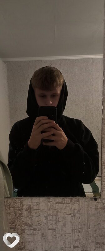 Андрей, 22, Бобруйске — анкета №3409778