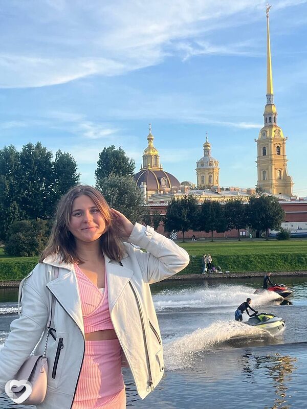 Настя, 22, Санкт-Петербурге — анкета №3410076