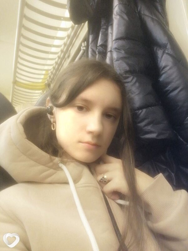 Алёна, 20, Калинковичах — анкета №3410242