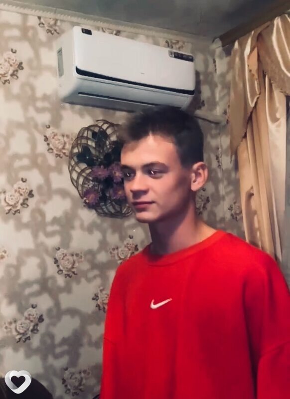 Максим, 20, Воронеже — анкета №3410321
