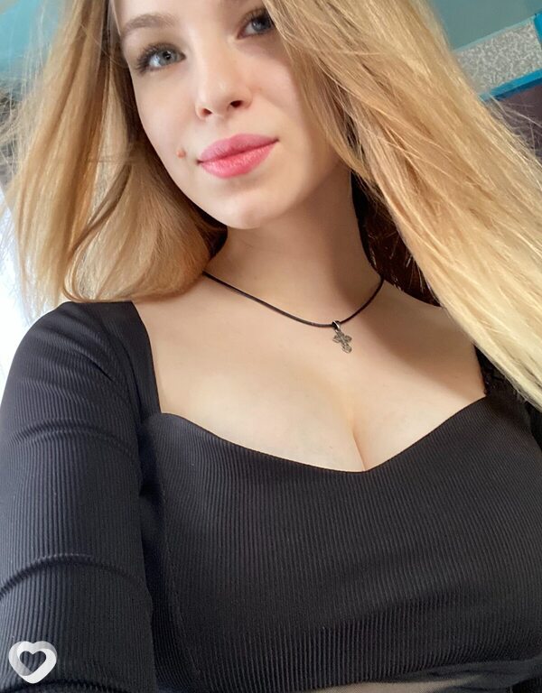 Ксюша, 21, Смоленске — анкета №3410928