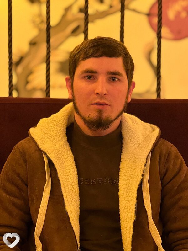Бислан, 23, Луганске — анкета №3411450