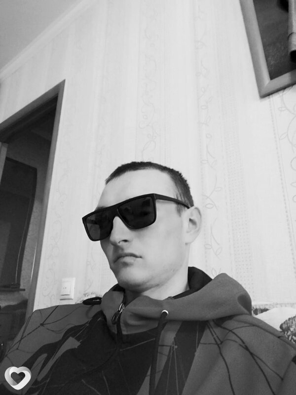 Максим, 25, Ульяновске — анкета №3411604