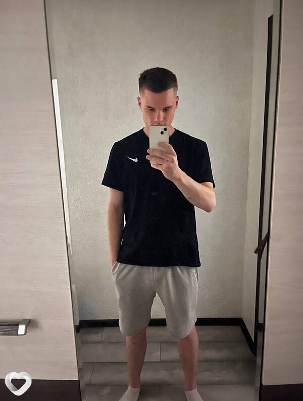 Юрий, 21, Витебске — анкета №3411722