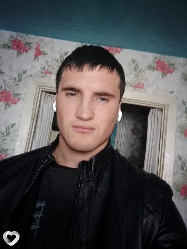Андрей, 21, Шарыпове — анкета №3412419
