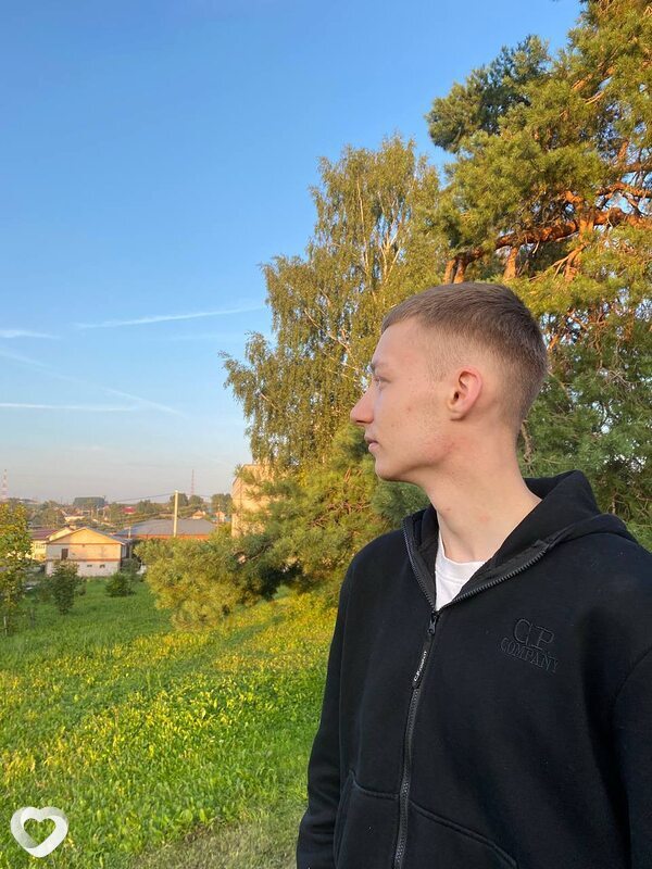 Никита, 19, Ижевске — анкета №3412425