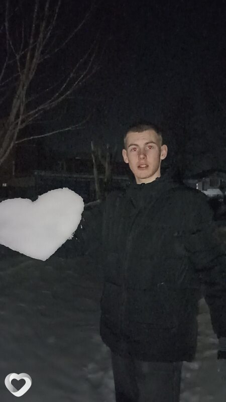 Сеня, 19, Бийске — анкета №3413370