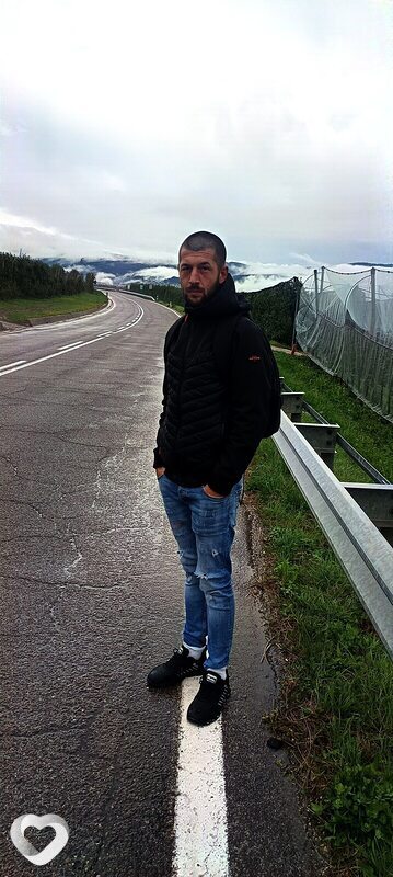 Ionuț, 28, Borşa — анкета №3415104