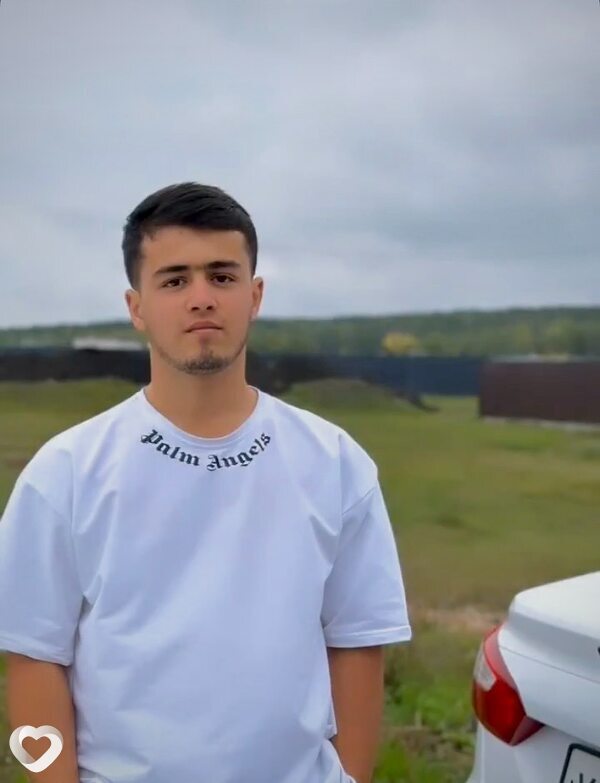 Алик, 23, Мытищах — анкета №3415401
