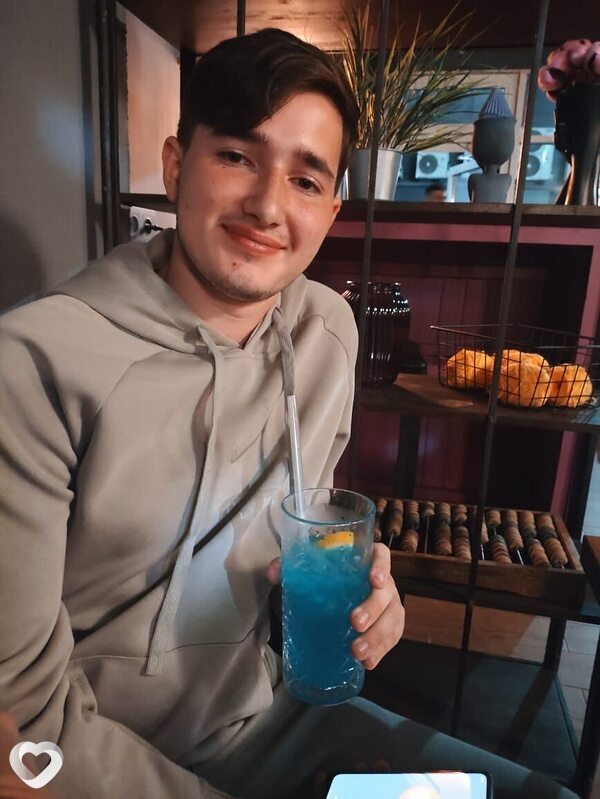 Дмитрий, 19, Краснодаре — анкета №3416252