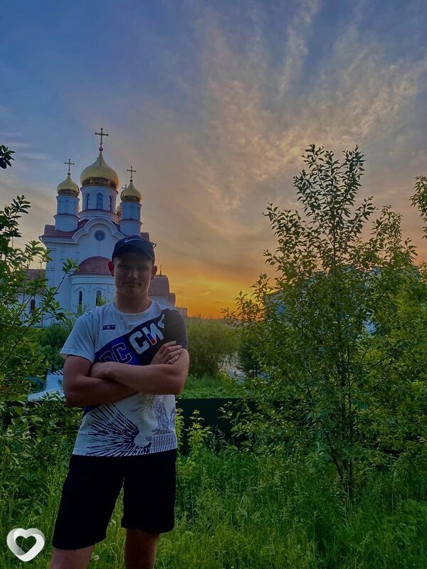 Даниил, 20, Шелехове — анкета №3417030
