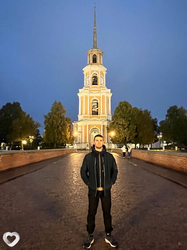 Влад, 26, Москве — анкета №3417530