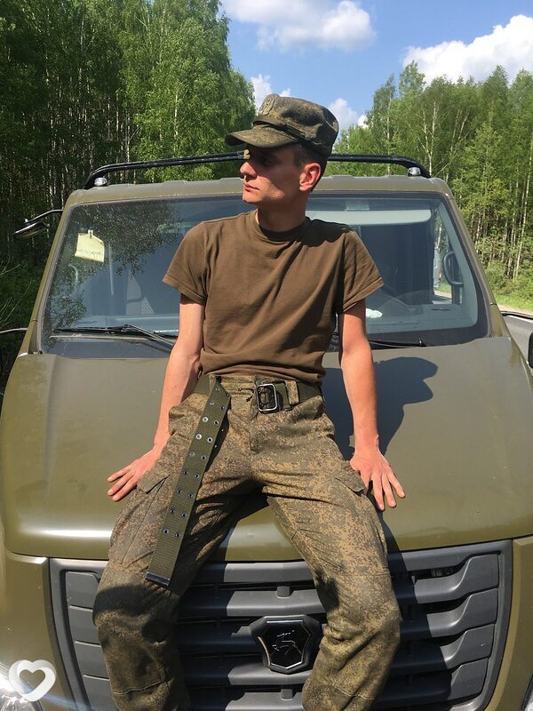Артем, 23, Сальске — анкета №3419082