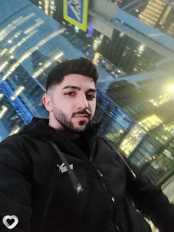 Артур, 26, Москве — анкета №3420357
