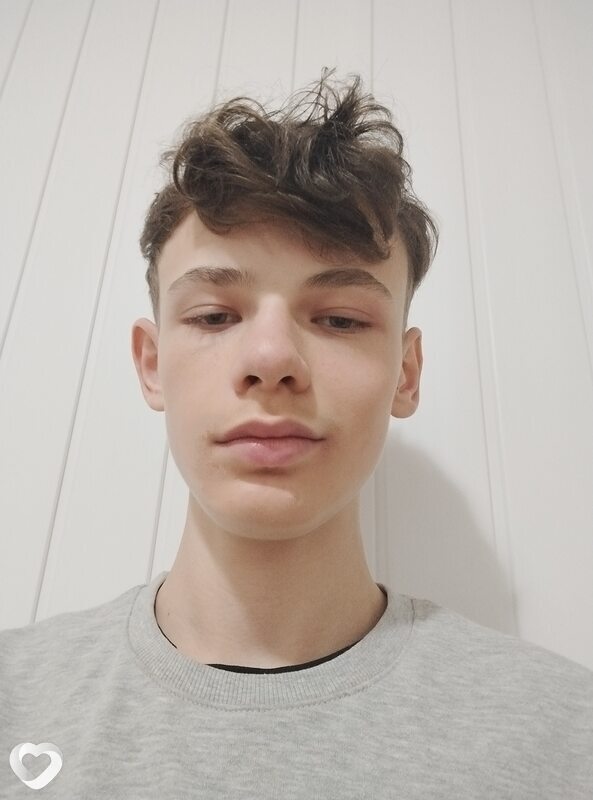 Максим, 19, Витебске — анкета №3420630