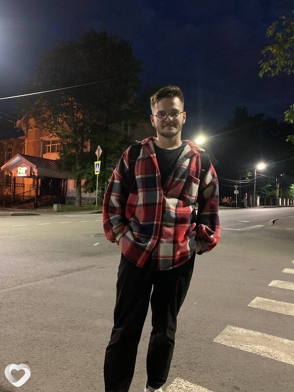 Антон, 24, Череповце — анкета №3421039