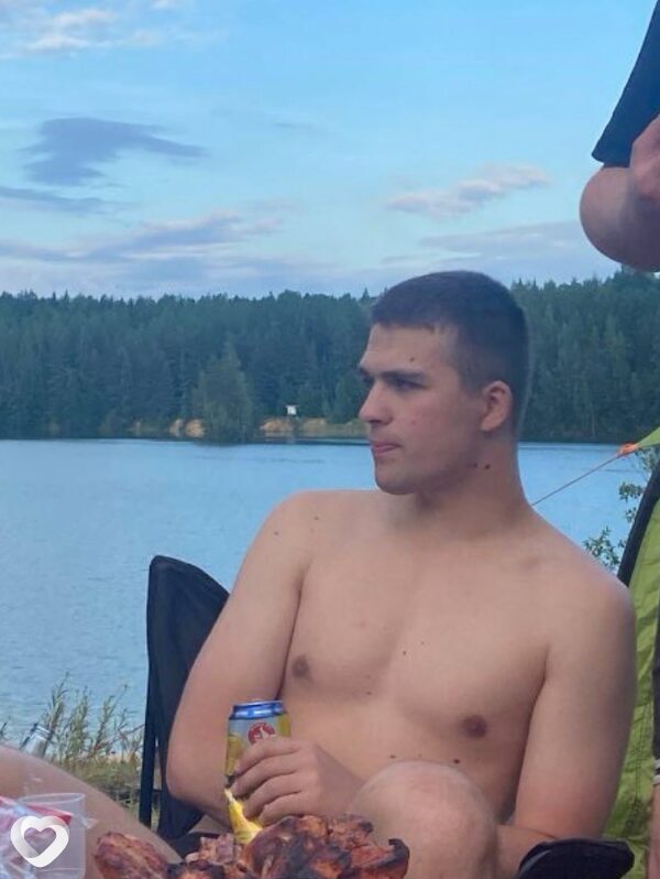 Антон, 22, Санкт-Петербурге — анкета №3421309