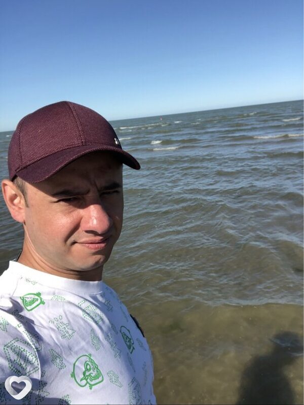 Артур, 37, Ростове-на-Дону — анкета №3421421