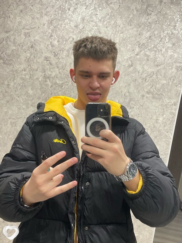 Михаил, 19, Гродно — анкета №3421427