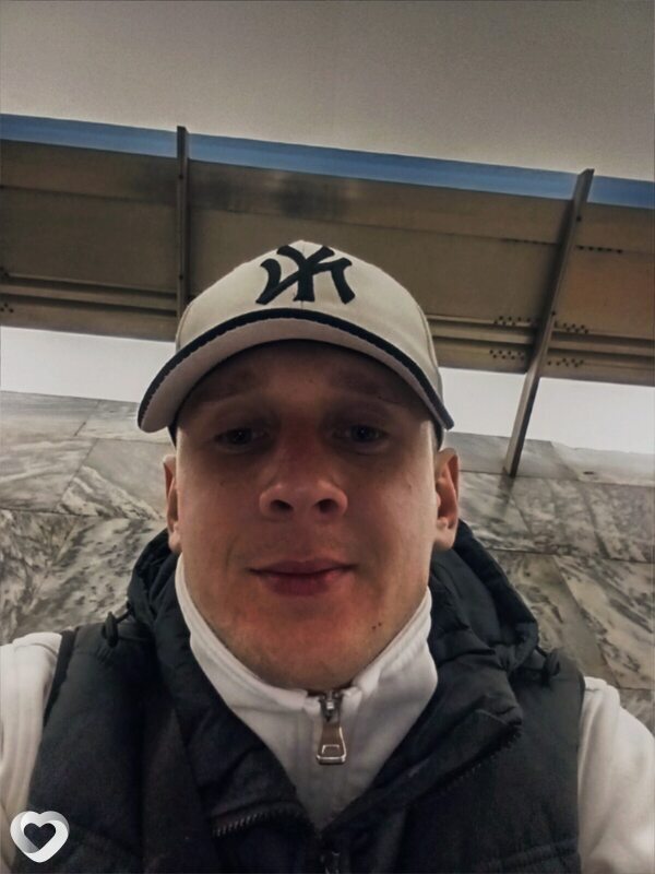 Максим, 29, Ленске — анкета №3421773