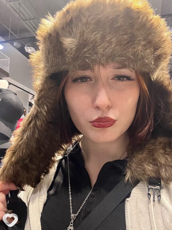Алёна, 21, Москве — анкета №3421372