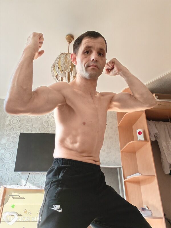 Игорь, 39, Красноярске — анкета №3422019