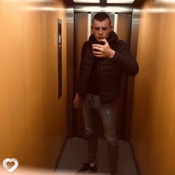 Kostya, Прага