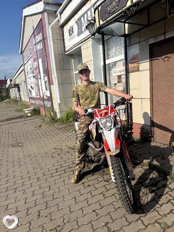 Александр, 19, Хабаровске — анкета №3424244