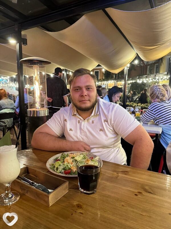 Артем, 26, Калуге — анкета №3424227