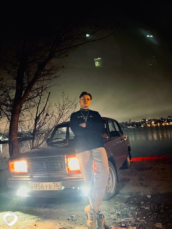 Александр, 20, Воронеже — анкета №3425120