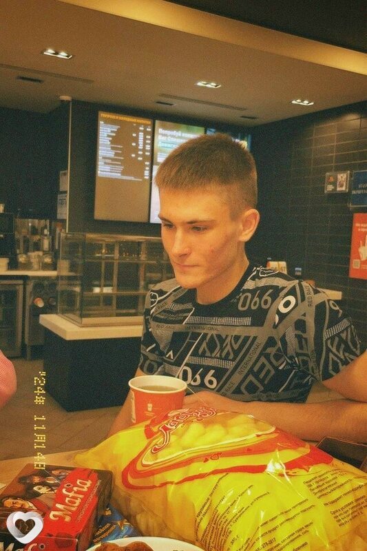 Иван, 19, Пятигорске — анкета №3425443