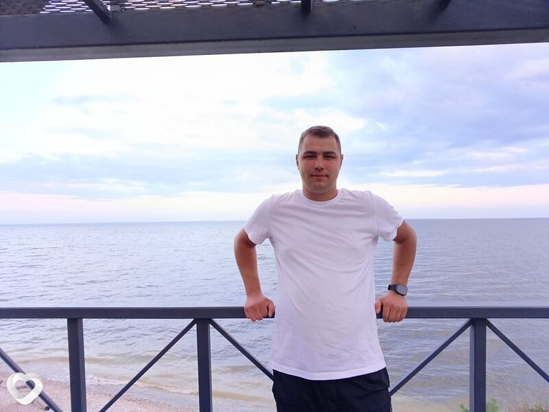 Виктор, 24, Кирове — анкета №3425416