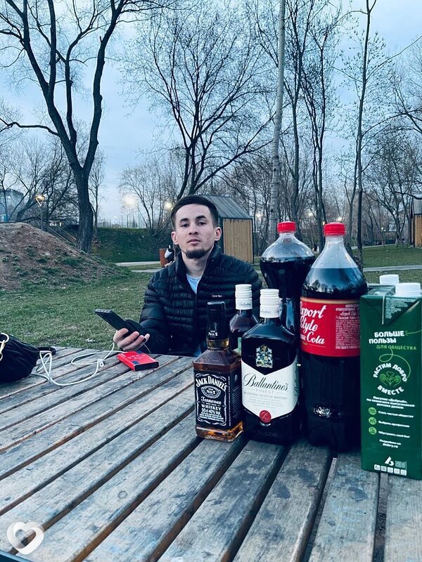 Аслан, 23, Москве — анкета №3425676