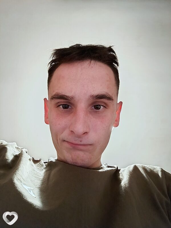 Кирилл, 21, Златоусте — анкета №3425856