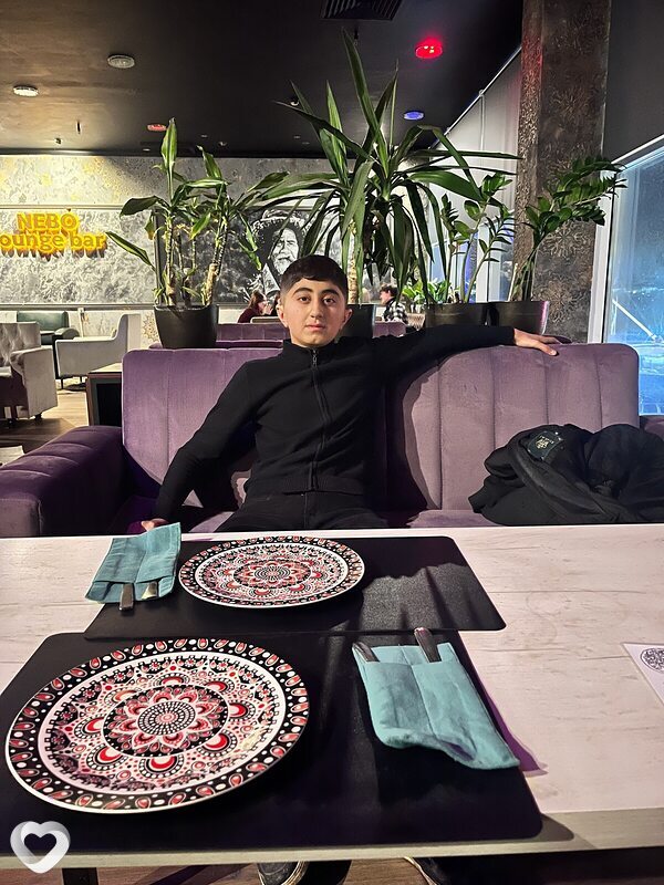 Сабутай, 25, Луганске — анкета №3425870