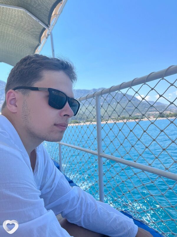 Богдан, 22, Магнитогорске — анкета №3426676