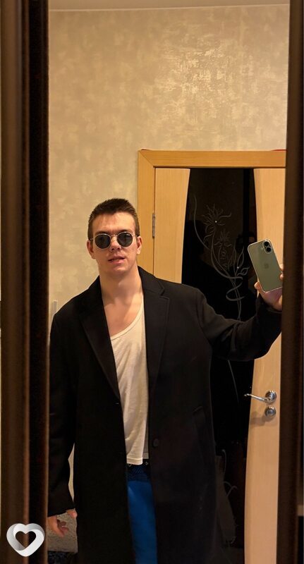 Максим, 21, Санкт-Петербурге — анкета №3428393