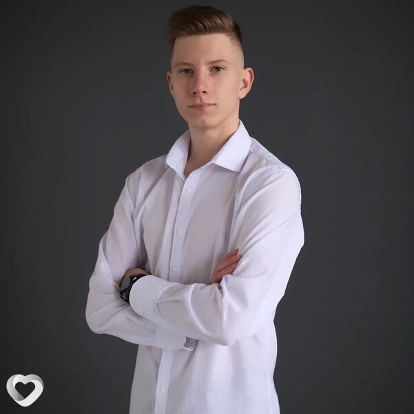 Даниил, 19, Бобруйске — анкета №3428744