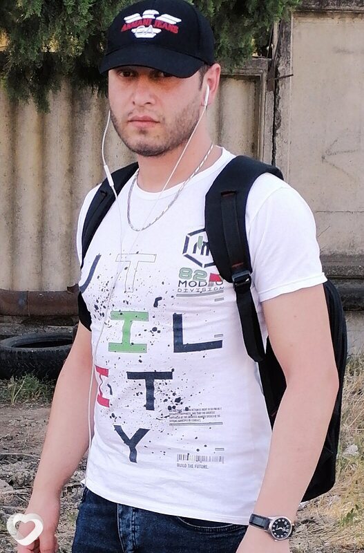 Nurik, Рустави