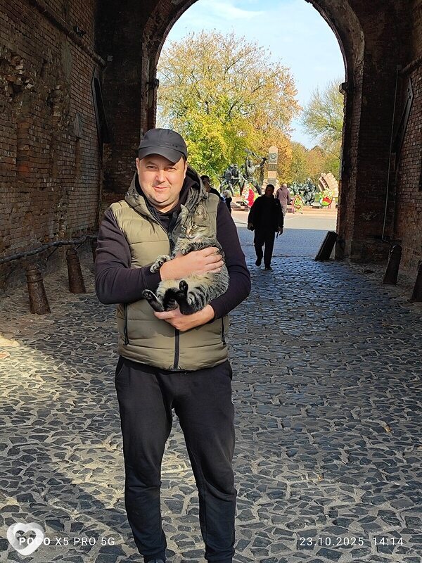Максим, 41, Глубоком — анкета №3429520